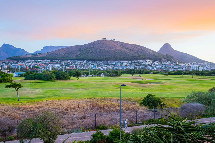 To Let 2 Bedroom Property for Rent in Mouille Point Western Cape